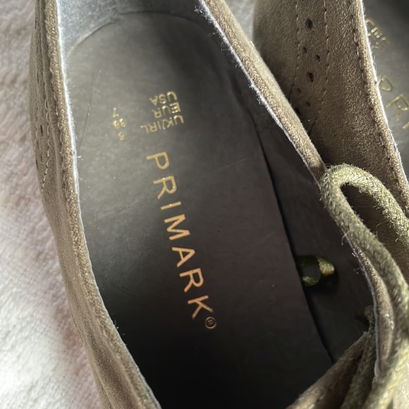Suede Primark Oxford Flats NWOT - Picture 2 of 5